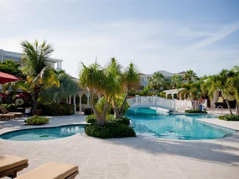 Royal West Indies Grace Bay Εξωτερικό φωτογραφία